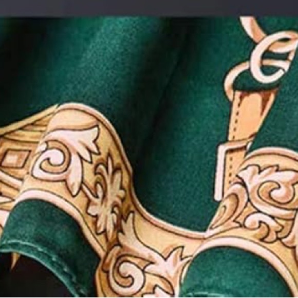 100% Mulberry Silk Scarf with Gift Box - Picture 5 of 5